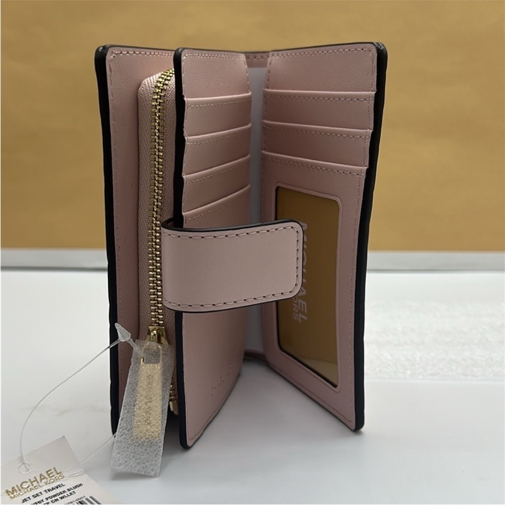 Michael Kors Pink and White Floral Wallet - Picture 9 of 16